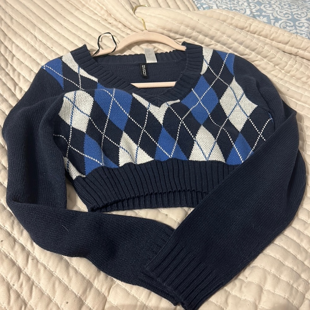 super cute cropped sweater